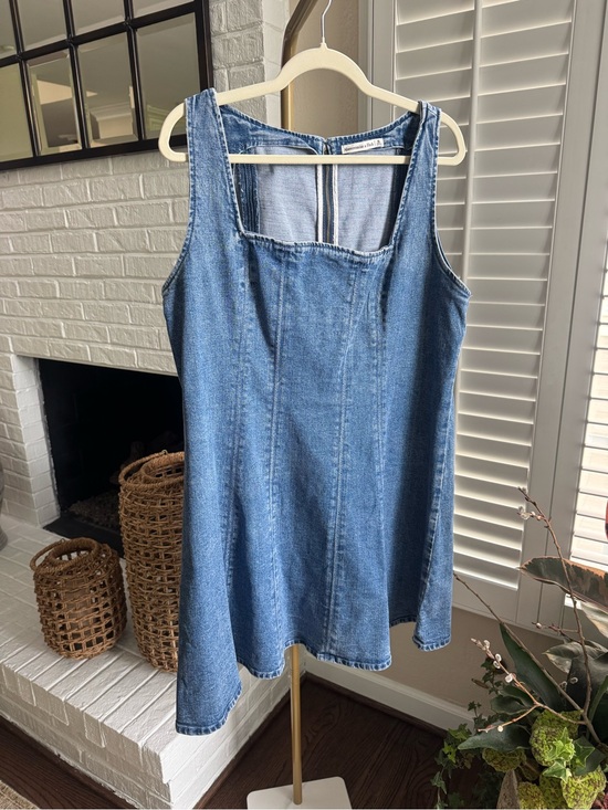 Abercrombie & Fitch Dresses & Skirts - The A&F Mila Squareneck Denim Mini Dress